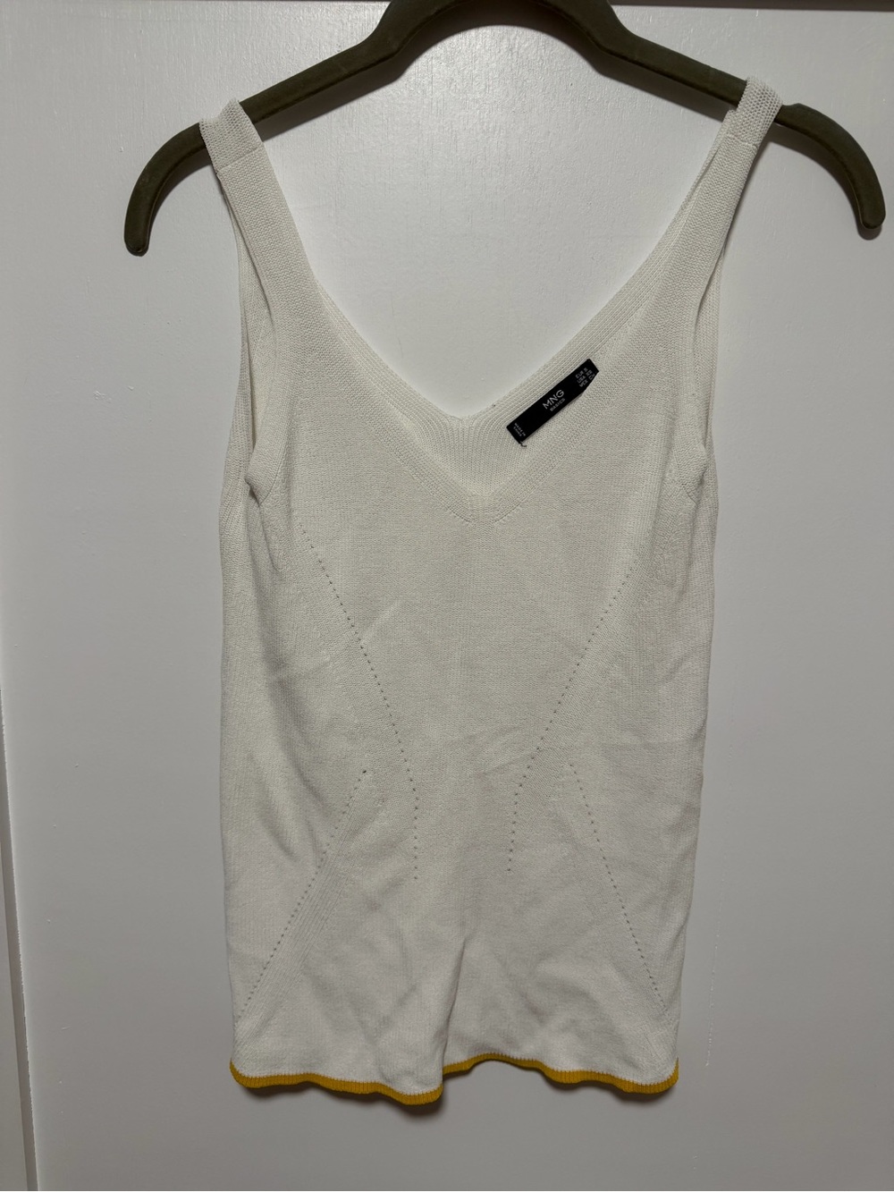 Ming Wang Cream Knit V-Neck Tank with Yellow Hem